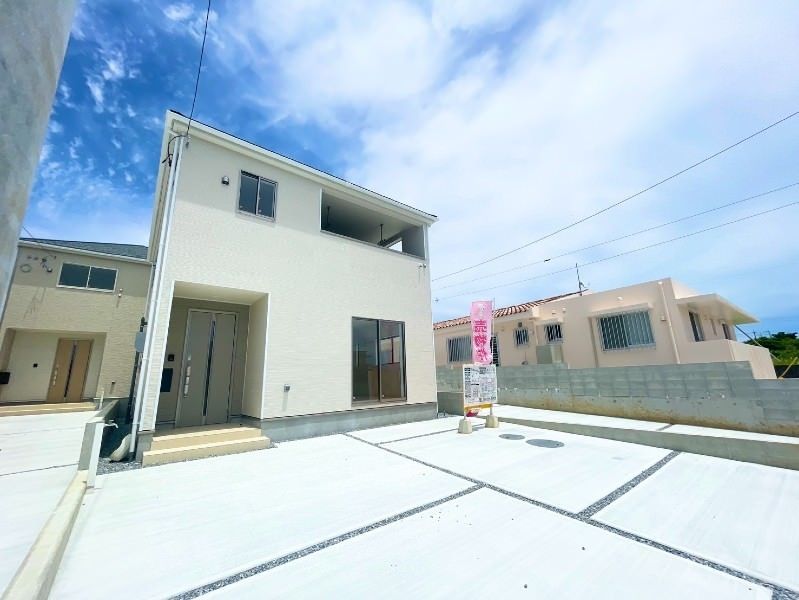 4LDK Detached House for Sale in Itoman, Okinawa - Main Image