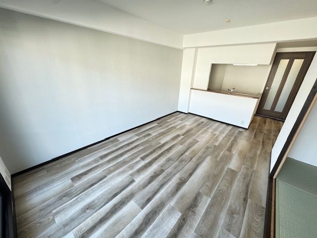 Cosmos Hills Nishishiokicho 3LDK Apartment for Sale - Thumbnail 3