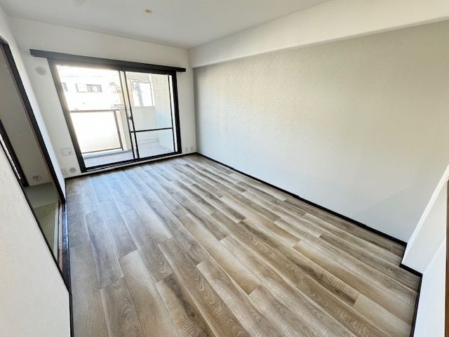 Cosmos Hills Nishishiokicho 3LDK Apartment for Sale - Thumbnail 4