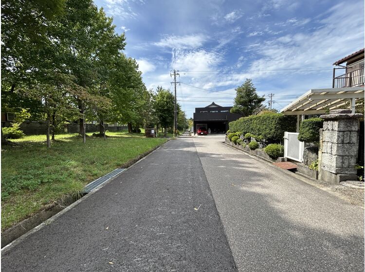 84 Tsubo Land Plot in Imizu, Toyama - Vacant Lot After Demolition - Thumbnail 2