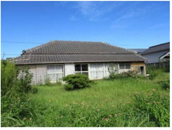 157-Year-Old Wooden House with Large Garden in Omaezaki - Thumbnail 2