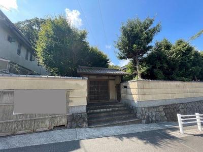 Traditional Japanese House in Kitakyushu with Spacious Garden — Image 1, Moji, Fukuoka