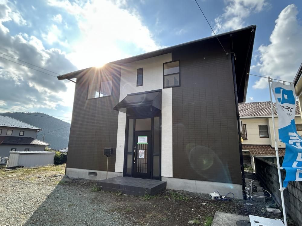 Renovated 5SLDK House in Seiyo, Ehime with Warranty - Thumbnail 3