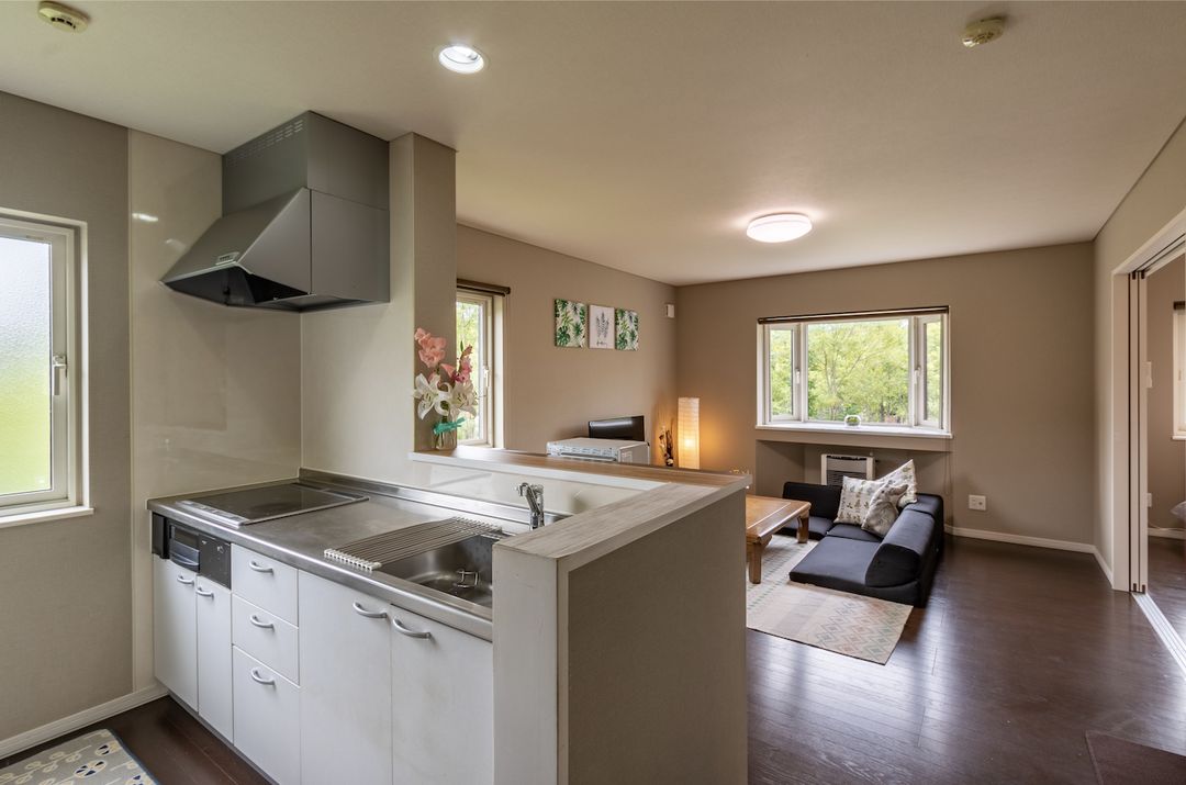 4-Unit Apartment Building for Sale in Niseko's Kabayama - Thumbnail 3