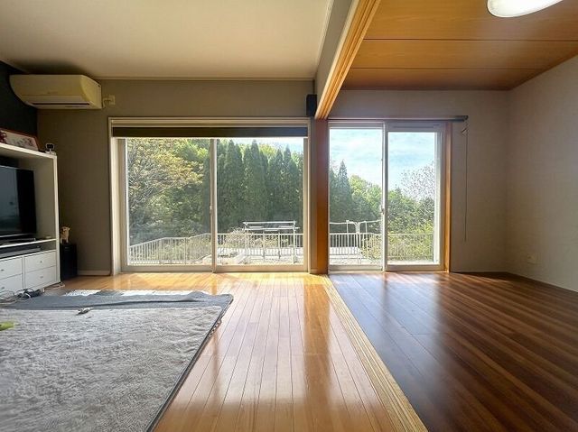 4SLDK Detached House for Sale in Kani City, Gifu - Thumbnail 2