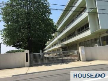 Top-Floor 3LDK Apartment for Sale in Ushiku, Ibaraki - Thumbnail 2