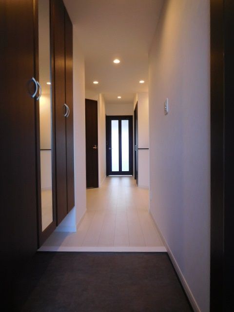 Florence Otefunabacho Grand Arc 2SLDK Condo in Matsue - Thumbnail 2