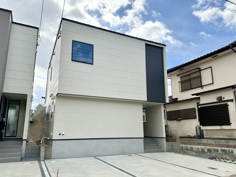 4LDK Family Home in Kumamoto Kita Ward with Solar Service - Image 1