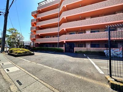 2LDK Apartment for Sale in Urawa Ward, Saitama City — Image 3, Urawa, Saitama