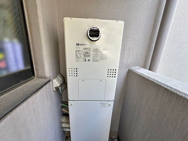 Estem Court Itami 3LDK Apartment with Private Garden for Sale - Thumbnail 4