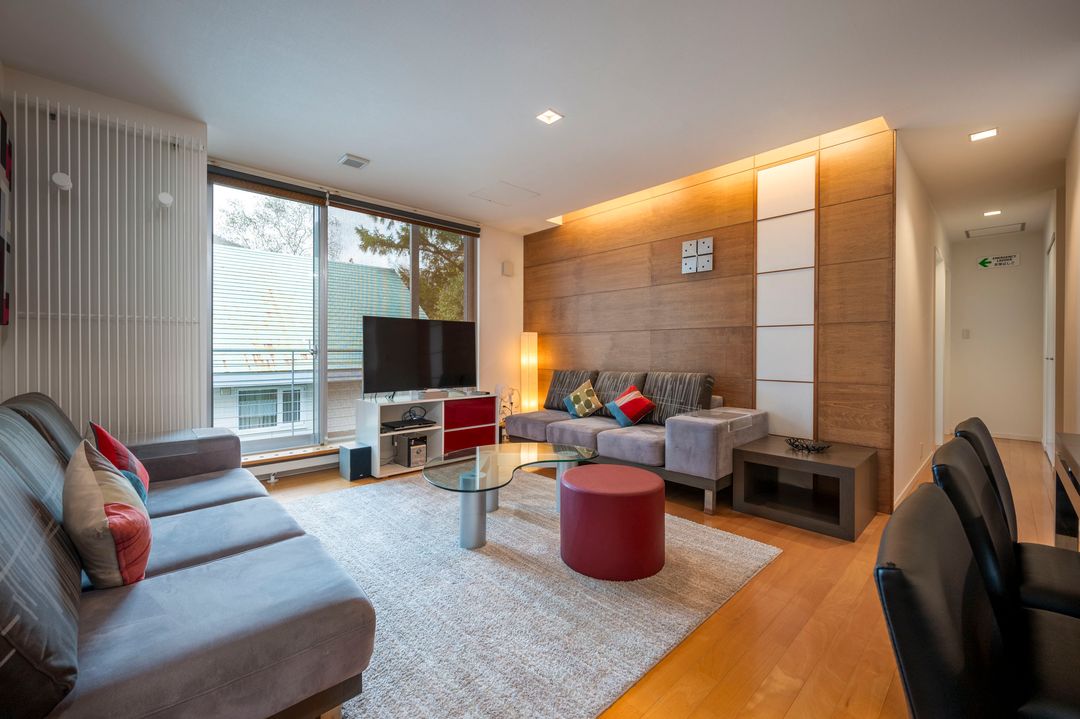 Youtei Tracks 407 3BR Apartment for Sale in Niseko Hirafu - Thumbnail 2
