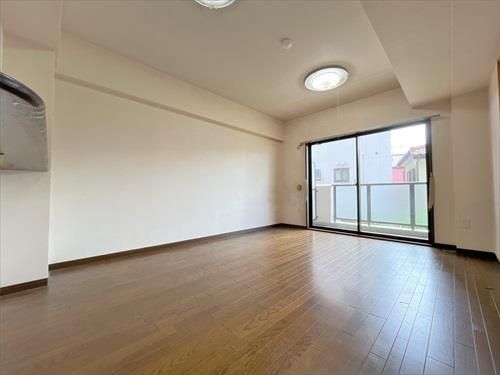 1SLDK Apartment for Sale in Tokorozawa, Saitama - Thumbnail 3