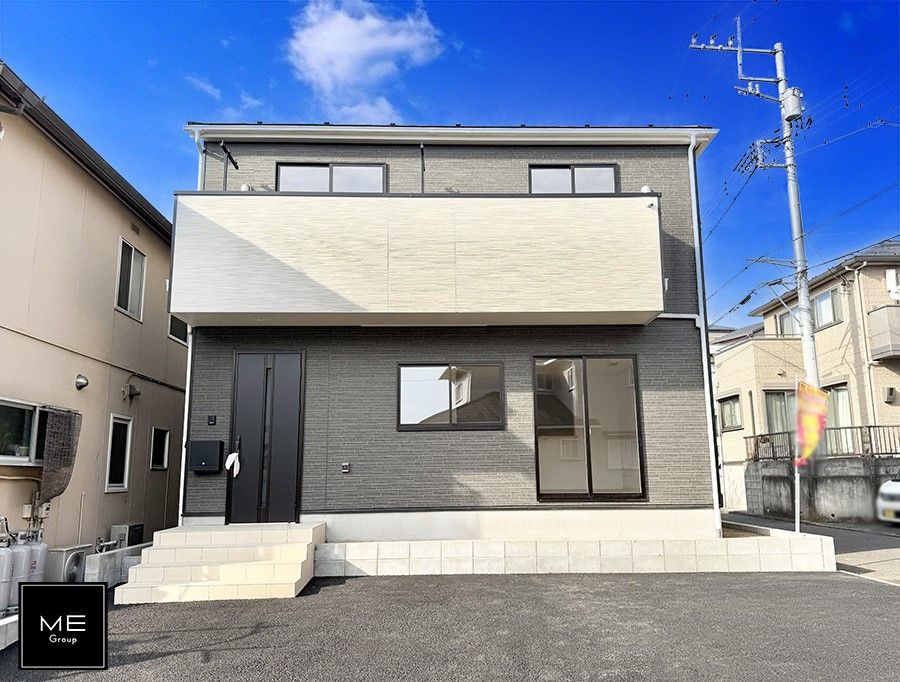 New 4LDK House in Sagamihara with South Balcony & 3 Parking - Thumbnail 2