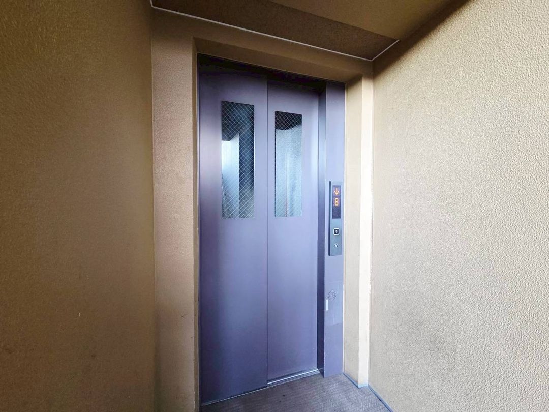 3LDK Apartment for Sale in Koto-ku, Tokyo - 70 sqm - Thumbnail 3