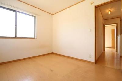 4LDK House in Shizuoka with Parking Near Koshō Station — Image 4, Aoi, Shizuoka