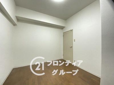 Renovated 2LDK Apartment Near JR Noe Station, Osaka — Image 3, Joto, Osaka