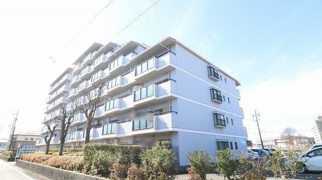 2LDK Apartment for Sale inユニライフ浜松, Hamamatsu - Thumbnail 2