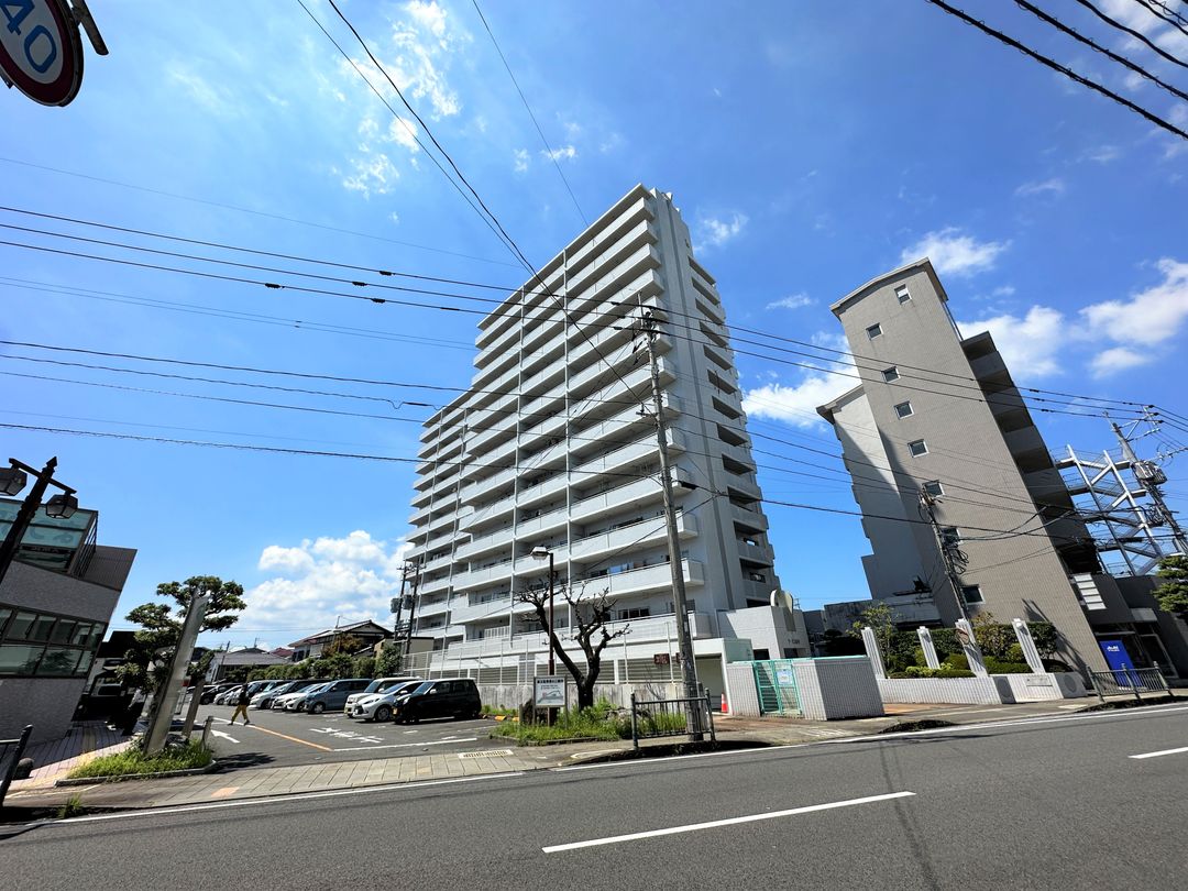 Servas Isahaya 13F 2LDK Condo for Sale in Nagasaki - Main Image