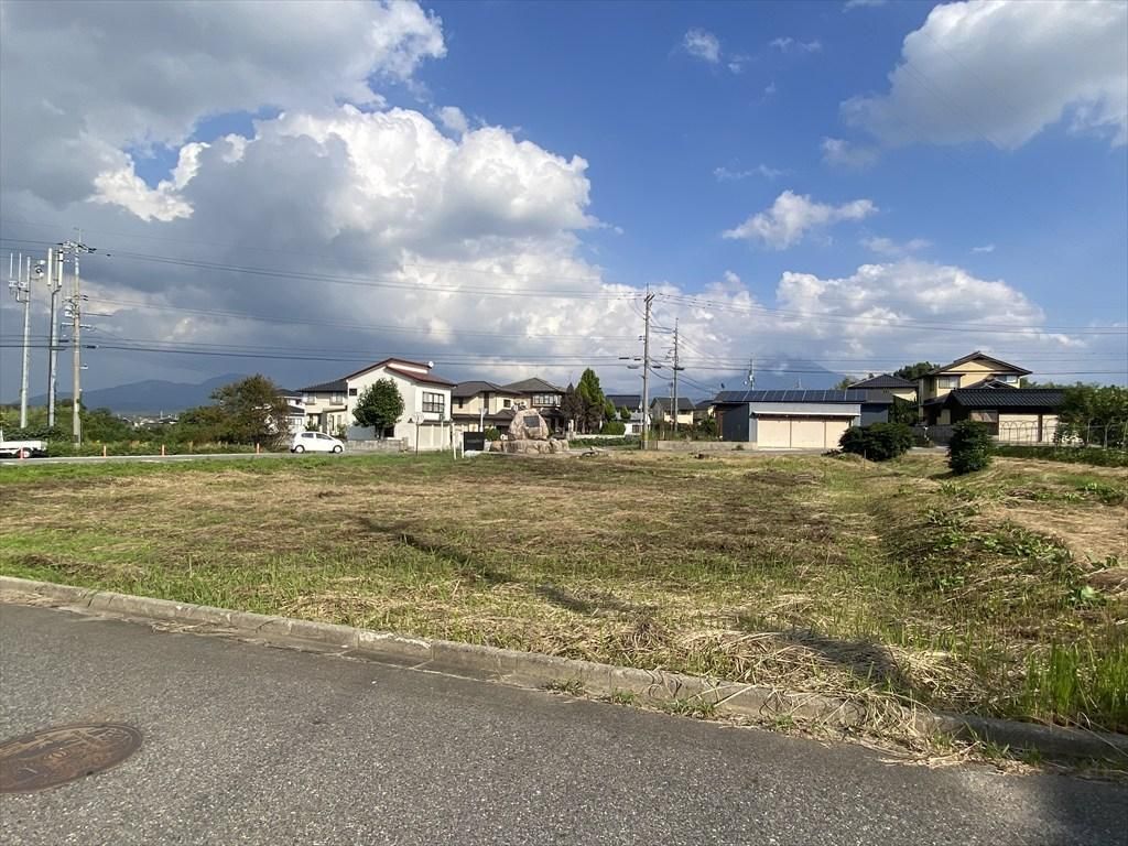 120 Tsubo Land Plot in Hoki Town, Tottori with Mount Daisen Views - Thumbnail 3