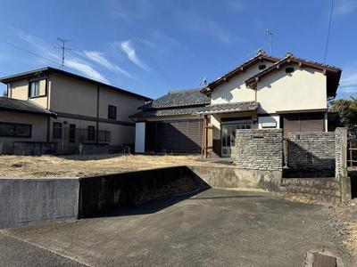 Spacious 5LDK House for Sale in Yaizu's Tajiri-kita Area — Image 1, Yaizu, Shizuoka