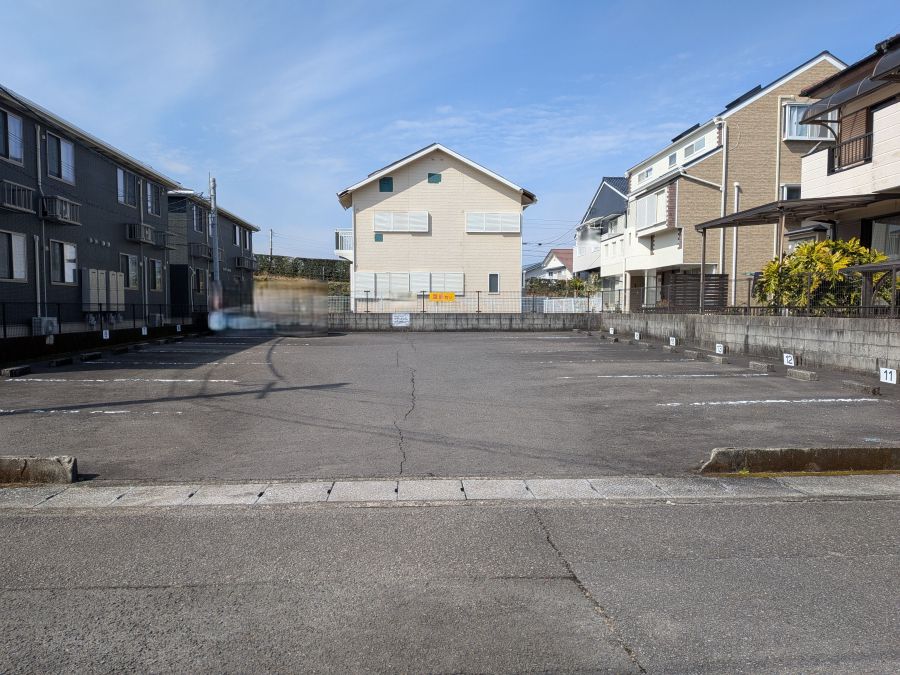 264 sqm Land for Sale in Quiet Miyazaki City Residential Area - Thumbnail 2
