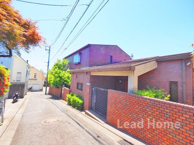 6SLDK Reinforced Concrete House for Sale in Ota Ward, Tokyo - Thumbnail 2