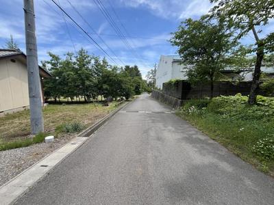 Spacious 4DK House on Large Land in Hokuto City, Yamanashi — Image 1, Hokuto, Yamanashi