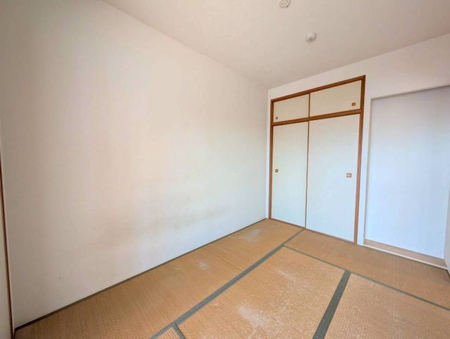 3LDK Apartment for Sale in Hofu City - Quest Court Midorimachi - Thumbnail 4