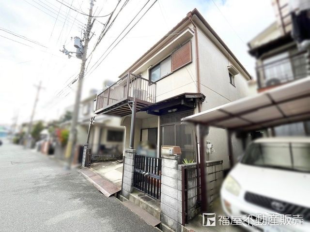 3LDK House in Hirakata with 66.25㎡ Land Near JR Tsuda Station - Thumbnail 2