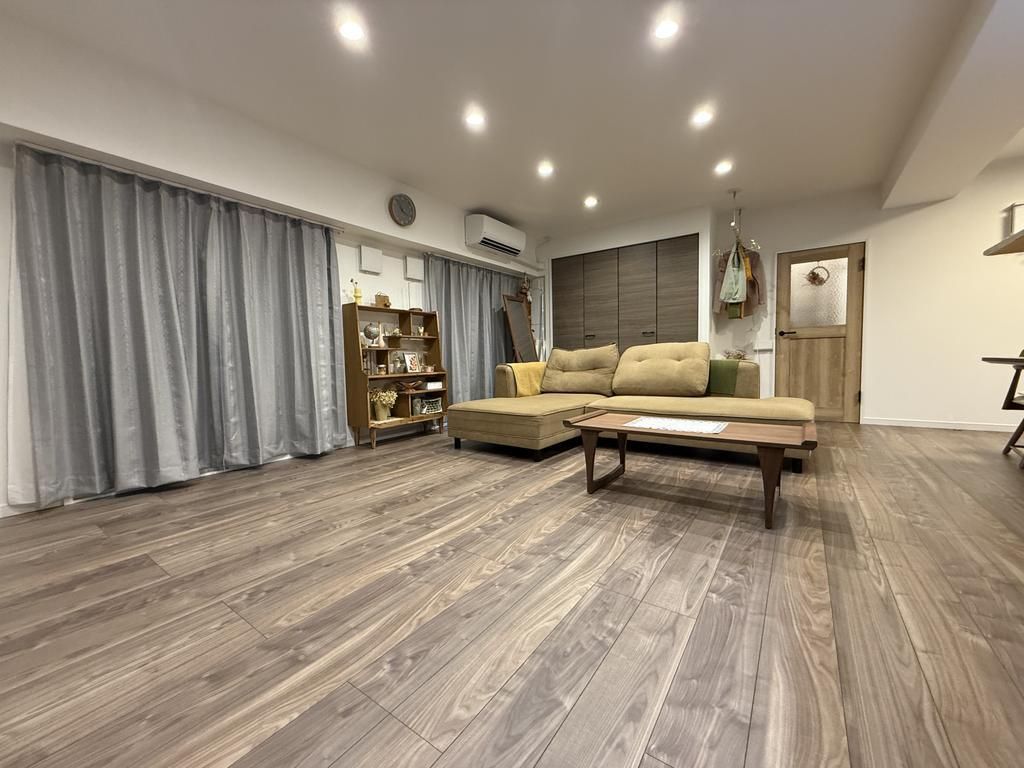 Renovated 3LDK Apartment in Kagoshima's Kamoi Heim - Thumbnail 2