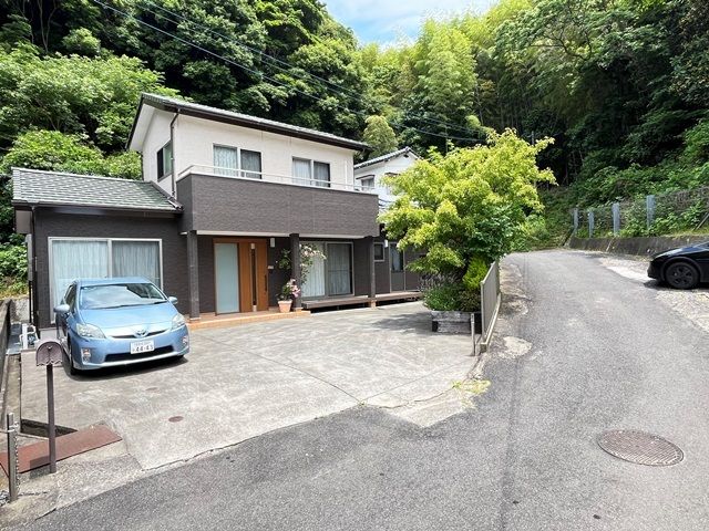 Renovated 3LDK Detached House in Sasebo, Nagasaki - Thumbnail 2