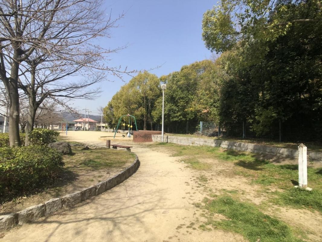 Land for Sale in Yawata City, Kyoto - Build Your Dream Home - Thumbnail 4