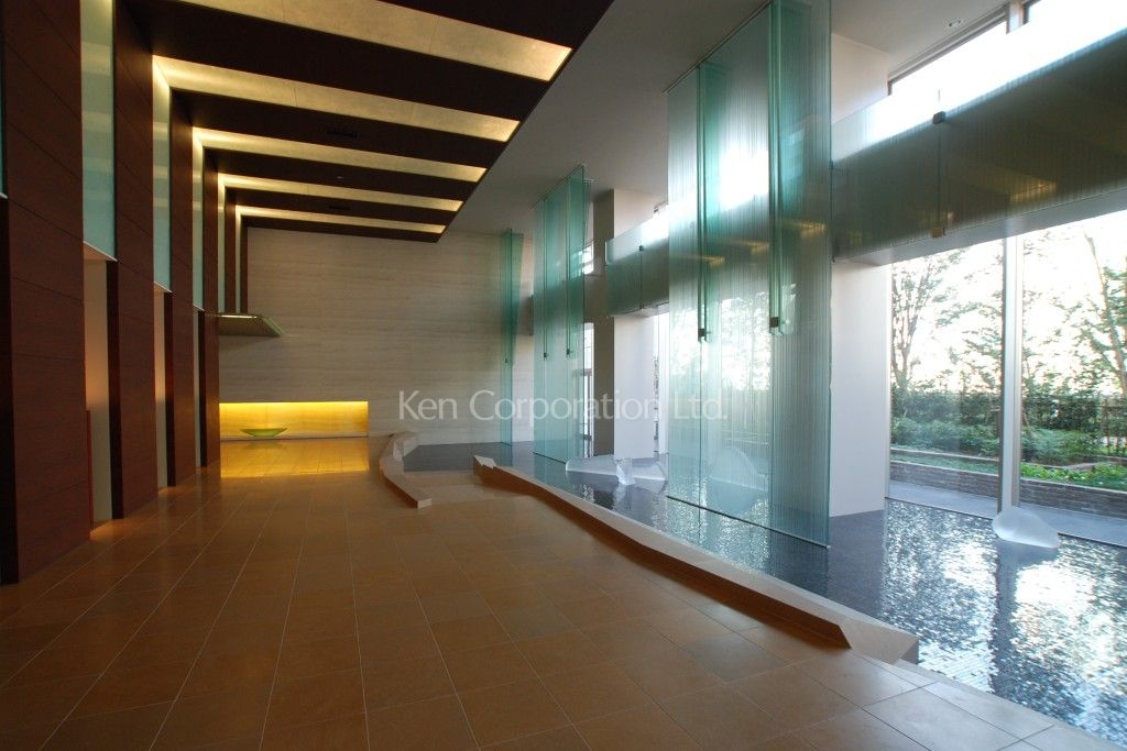 Park Court Akasaka The Tower 15F 1K Apartment for Sale in Minato, Tokyo - Thumbnail 4