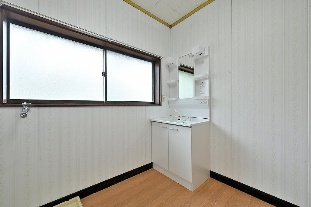 Spacious 14DK Traditional House in Niigata's Higashi Ward - Thumbnail 3