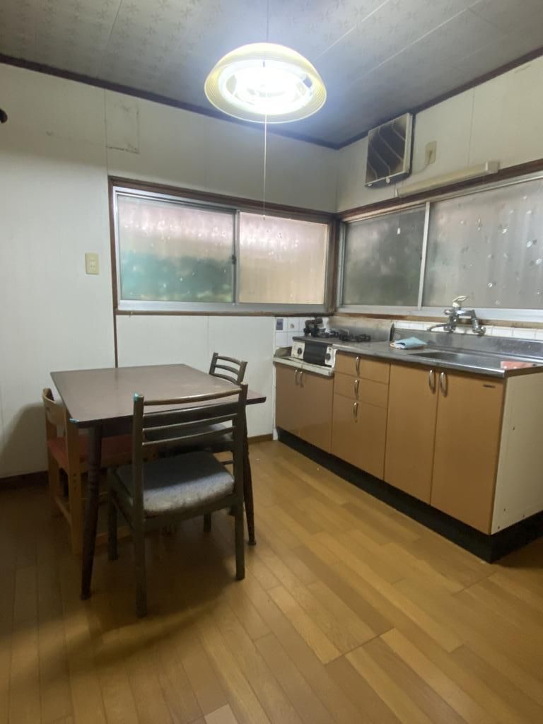 3DK House in Habikino City with 2014 Renovations - Thumbnail 2