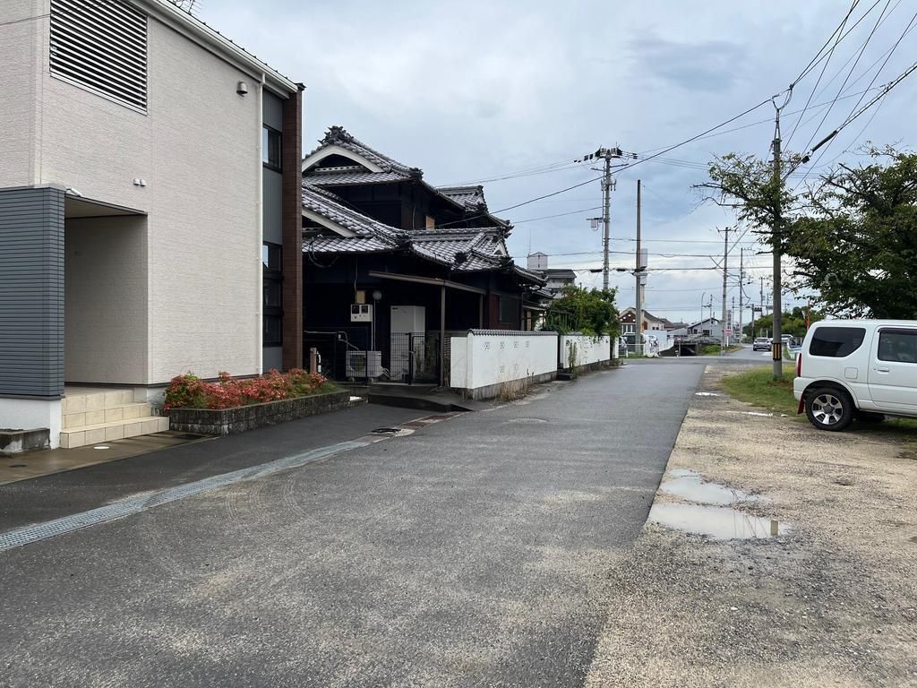 470 sqm Land Plot with Warehouse for Sale in Matsuyama, Ehime - Thumbnail 2