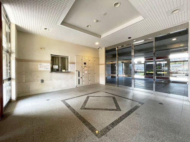 Applaud Jinbara Station 3LDK Condo for Sale in Kitakyushu - Thumbnail 2