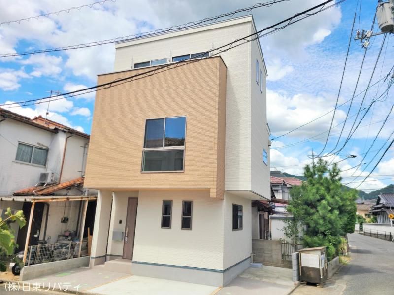 3LDK House in Hiroshima Asakita Ward - Modern Living - Thumbnail 2