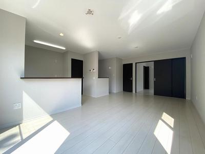 4LDK House for Sale in Yahata Nishi-ku, Kitakyushu — Image 3, Yahatanishi, Fukuoka