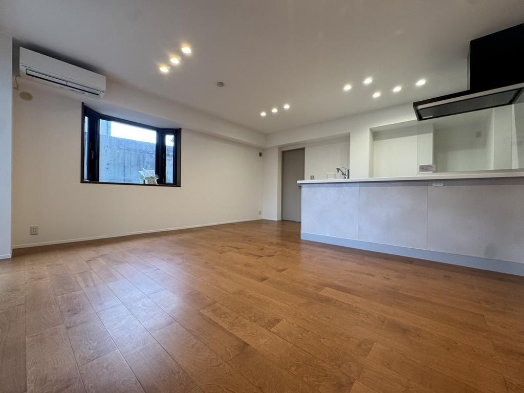 2LDK Renovated Apartment for Sale in Kanazawa, Ishikawa - Thumbnail 3