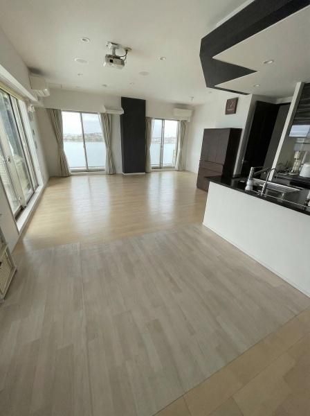 Duo Hills Hikone 12F 2LDK Apartment with Castle & Lake Views - Thumbnail 2