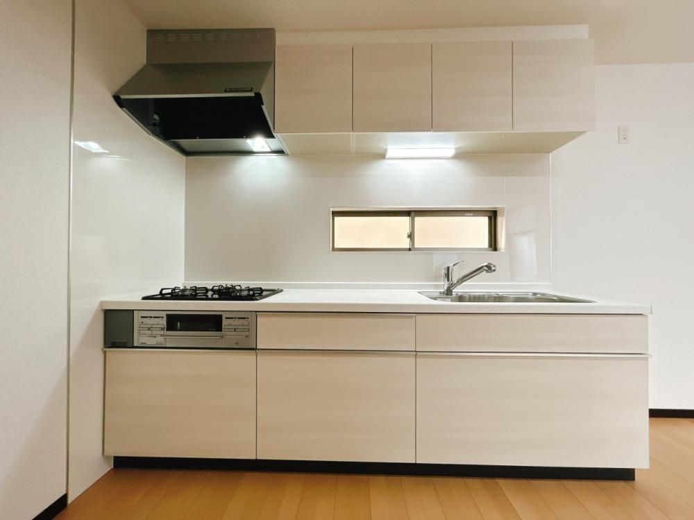 Renovated 3LDK House for Sale in Kobe's Nishi Ward - Thumbnail 3
