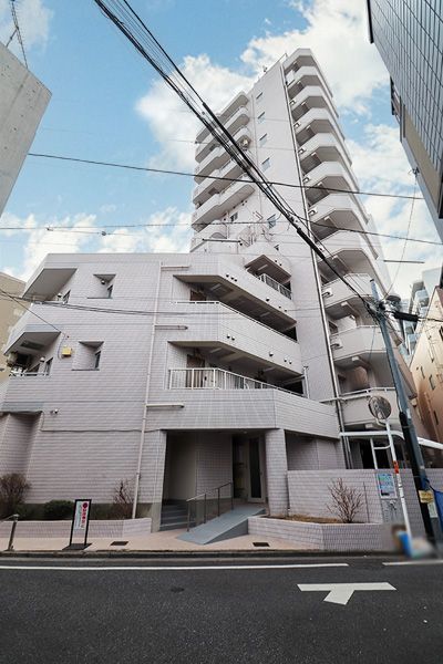 1K Apartment for Sale in Toshima, Tokyo - Pearl Kami-Ikebukuro - Thumbnail 3