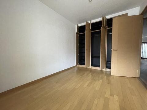 3LDK Apartment for Sale in Mihara, Hiroshima | 66.53 sqm - Thumbnail 2