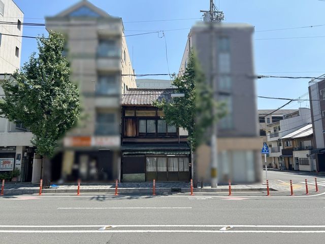 Land for Sale in Kamigyo Ward, Kyoto - Build Your Dream Home - Thumbnail 2