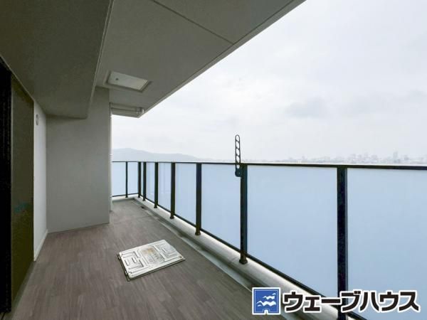 3SLDK Apartment in Okayama Nakaku - 81.47m² Modern Residence - Thumbnail 4