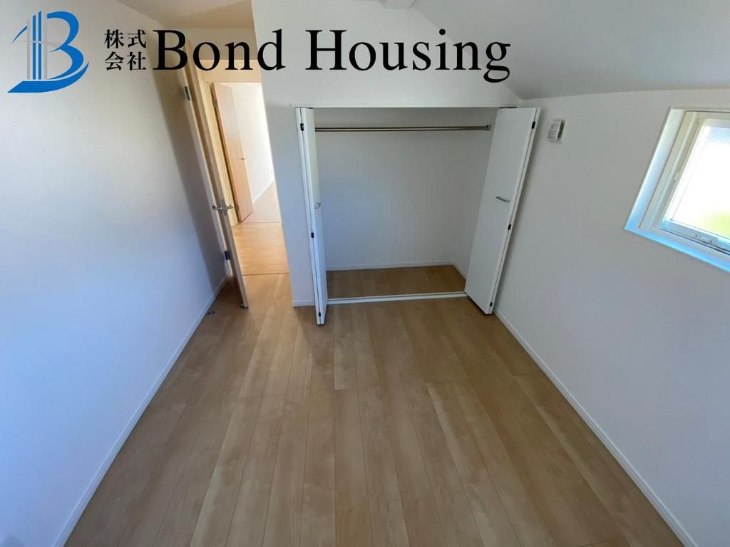 Modern 4LDK House in Kobe's Kita-yamadai with Parking - Thumbnail 4