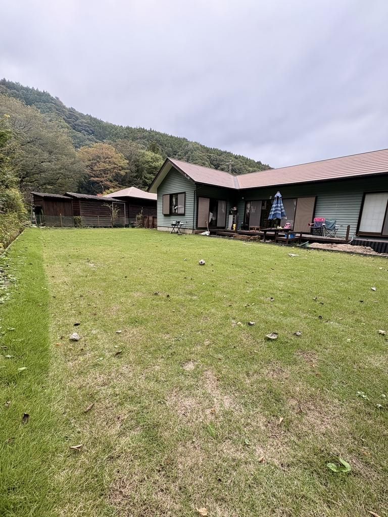 280 Tsubo Mountain-Facing House with Garden in Doshi Village, Yamanashi - Thumbnail 3