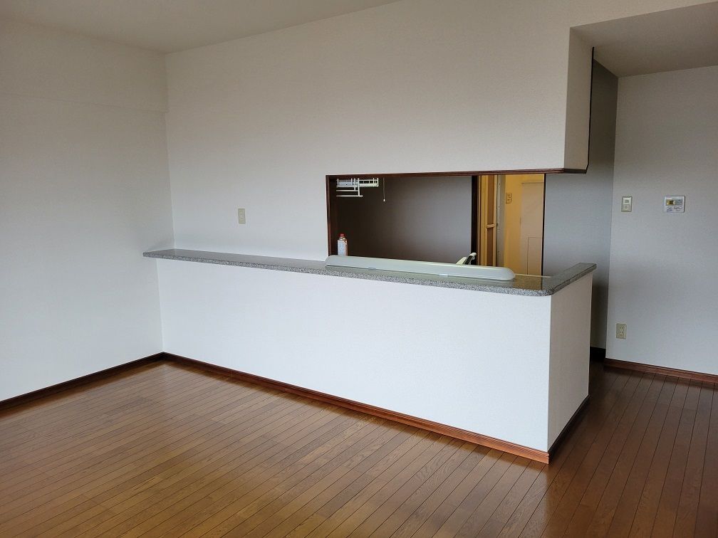 4LDK Apartment for Sale in Kitakyushu - Renovated 2022 - Thumbnail 4