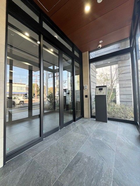 La Casa Grande Fuzoku Shomae 9F 2LDK Condo in Kagoshima - Thumbnail 2